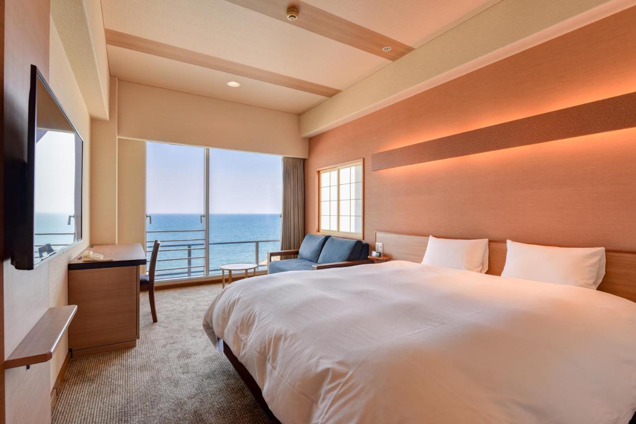 Kaike Seaside Hotel Йонаго Экстерьер фото
